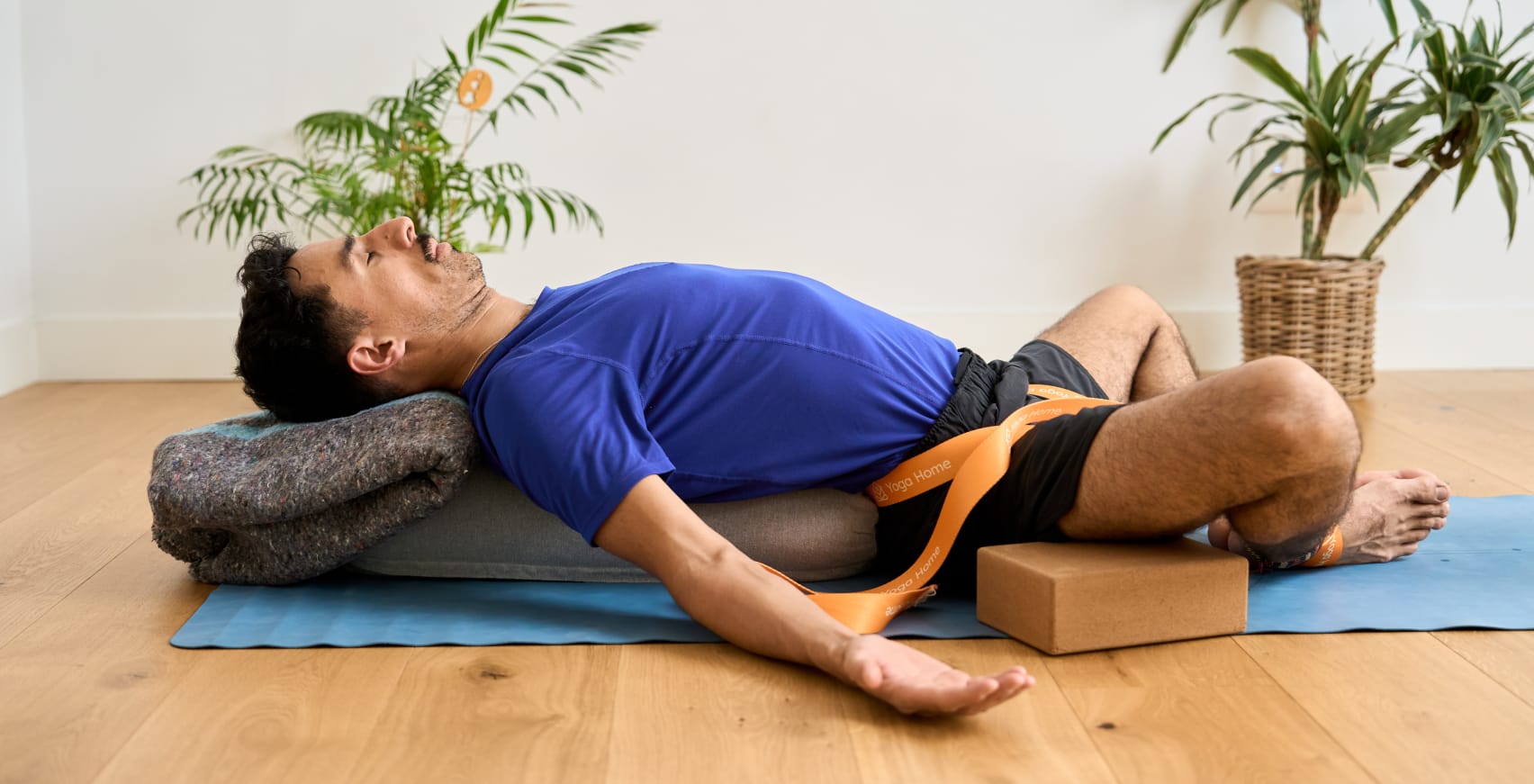 Abhyasa y Vairagya: La Práctica y el Desapego en Equilibrio